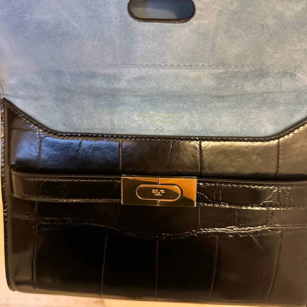 Tory Burch Lee Radziwill Shoulder Bag in Black Croc-Embossed Leather - Picture 11 of 16